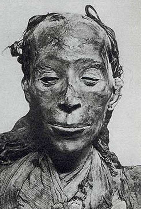 探秘全球十大最完美的千年女尸