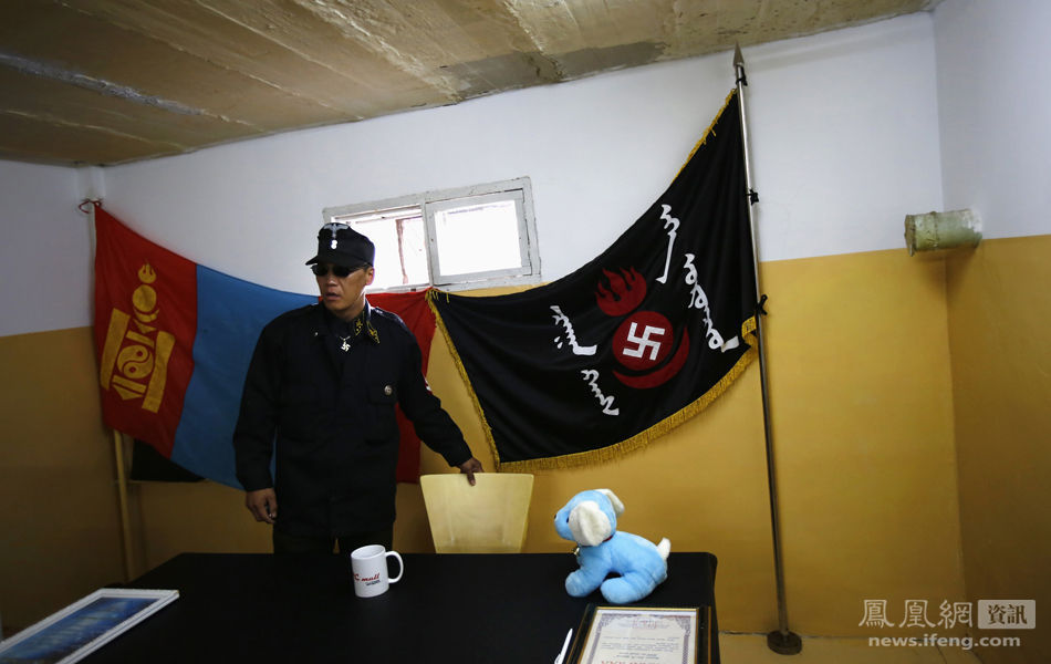 蒙古白色纳粹十字组织宣称保卫蒙古免受外国矿业利益的侵害