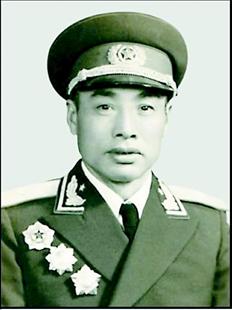 湖北籍开国将军张秀龙同志逝世