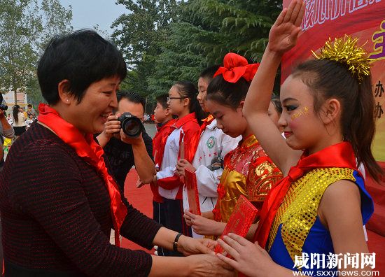 咸陽頻道 區縣 道北小學四年級學生馮楚涵此次獲得了