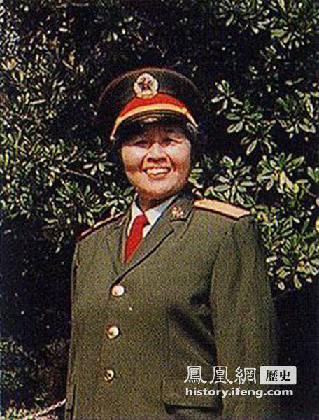 中国女将军最高军衔图片