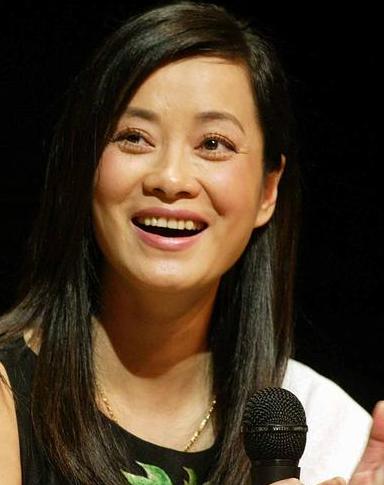 毛阿敏:从未"淡出" 我天天走穴挣钱