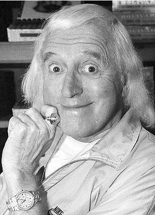 bbc已故性侵丑闻主持人吉米·萨维尔(资料图)