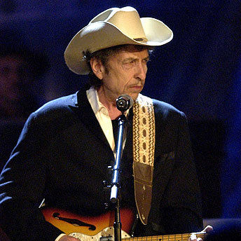 鲍勃-迪伦因种族言论被起诉或罚4.5万欧元