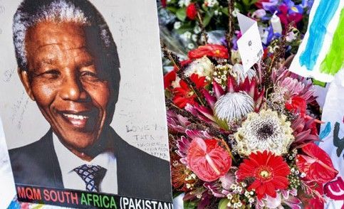 曼德拉因病逝世.