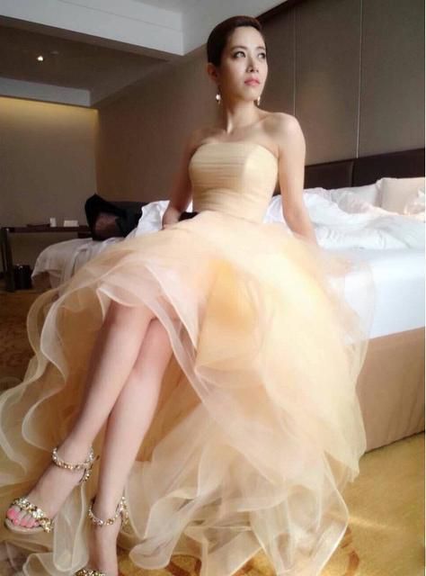 徐怀钰晒惊艳照称真是君临天下的女王