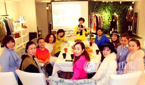 2015年11月15号下午,凤凰汇私享家俱乐部第二期私人订制小型时尚沙龙"