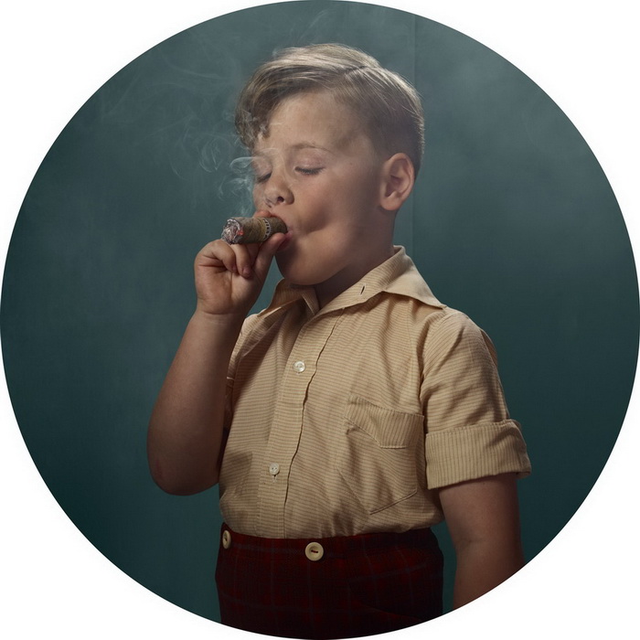 小孩抽烟 男孩图片