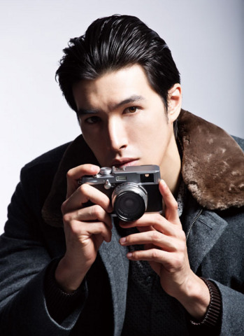 锦荣:不甘只当天后情人