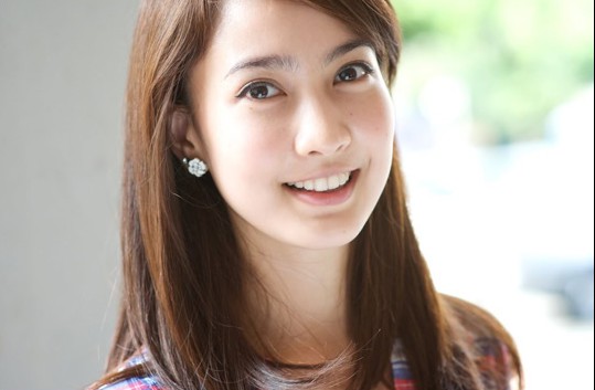 探秘泰国真正"美人窝" 都是养眼美女