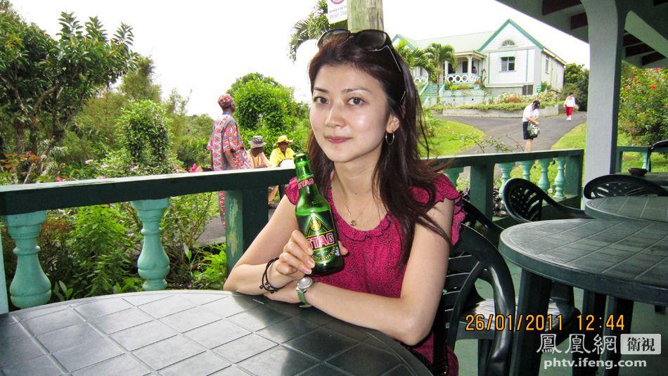 香港台主播黄珊:凤凰的国际视野将我吸引