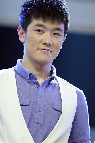 田源"出轨门"后发声明:暂时离开《天天向上》