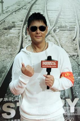 嫩妻首曝光(图)提起香港演员莫少聪,他在《黄飞鸿》系列中所扮演的