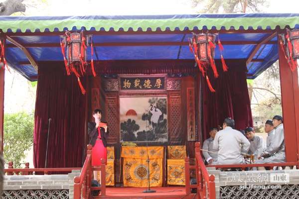 曲阜:三孔景区孔府戏台亮相_山东频道_凤凰网