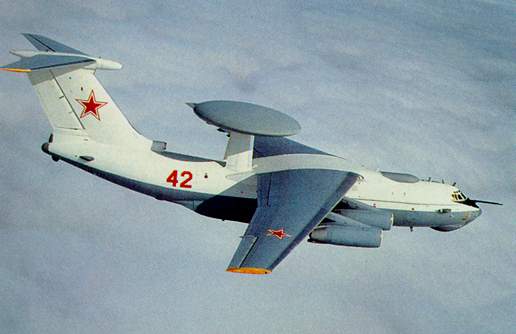 俄a50预警机换上酷黑涂装亮相