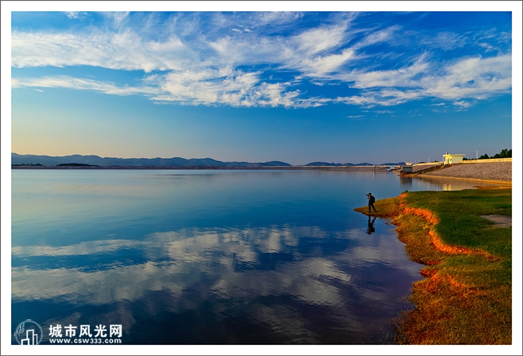 湖北洈水风景区融合江南秀色与北国壮美