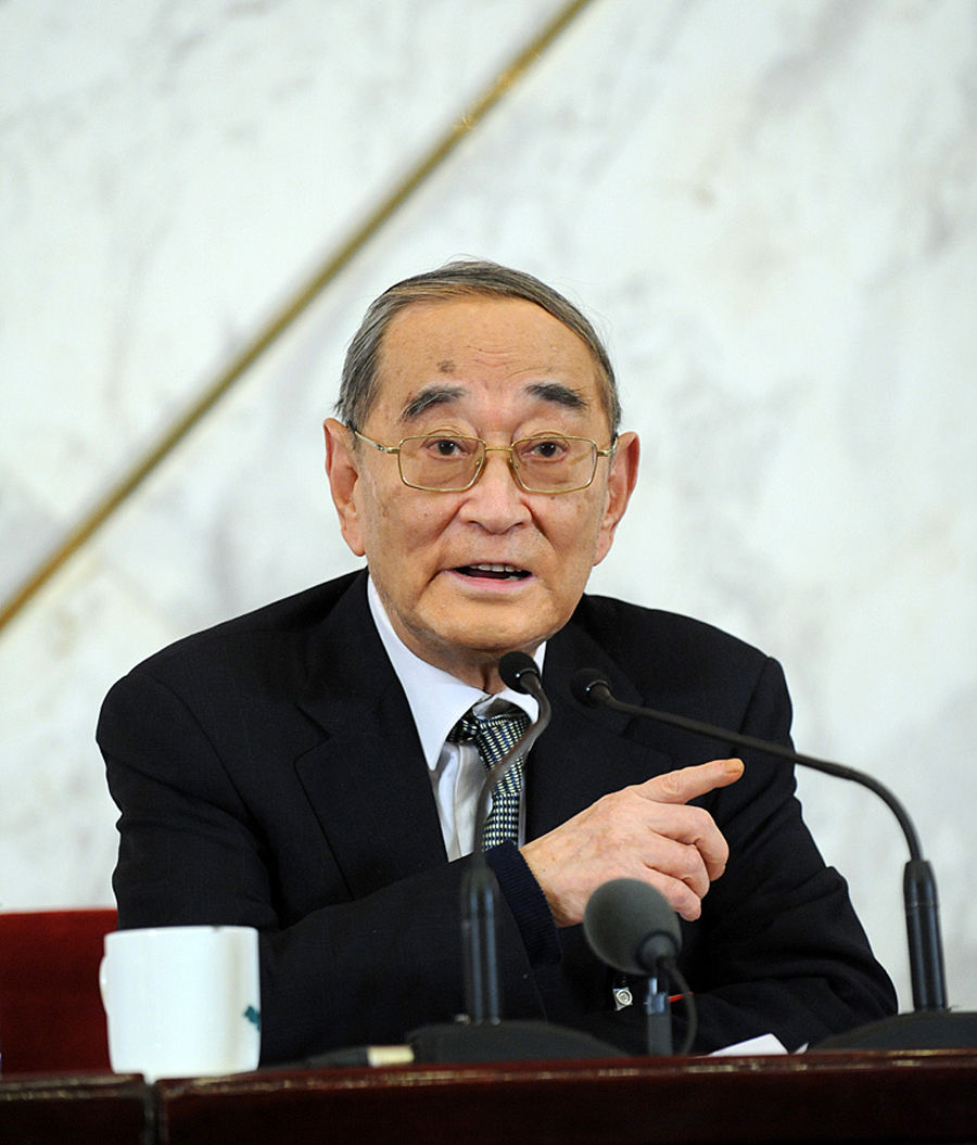 厉以宁:利益集团和制度惯性是当前改革两大难题