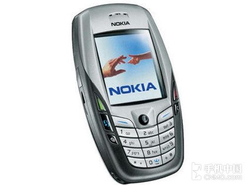 诺基亚n-gage图片 诺基亚n-gage配备了2.