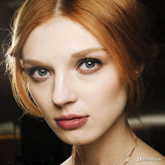 吴淼玩美妆带你领略眼线的终极魅力