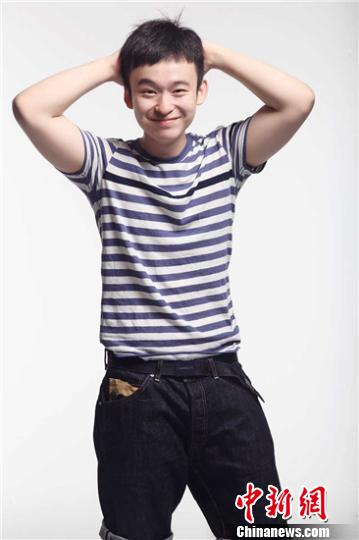 董子健陈道明曾告诫演员表面风光实际背负很多