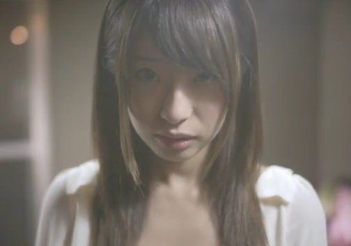 子的女性到鞋店试新鞋,如何避免上,下半身走光可有大学问,日本妄想