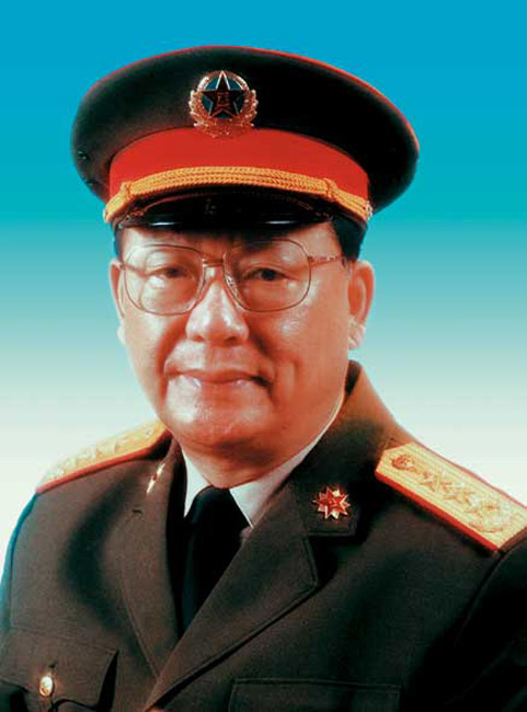 88年恢复军衔制后首批授衔的上将:杨白冰位列其中