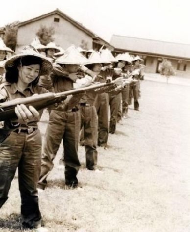 50年代驻守金门台军女兵靓照曝光