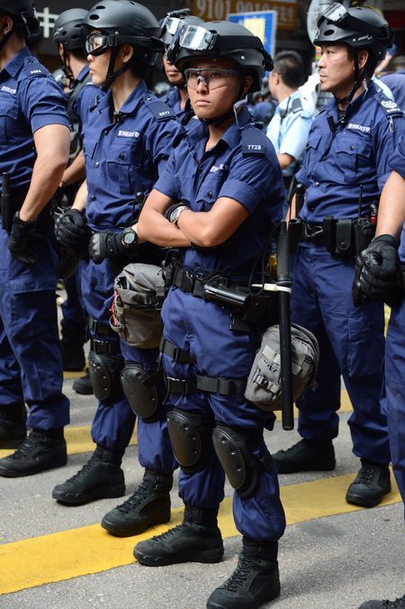 香港七千警力候命清场占中