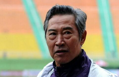 中乙颁奖戚务生夺最佳教练胡兆军获最佳球员