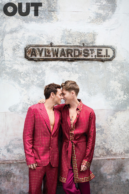 2013年,19岁的戴利公开出柜,与39岁的奥斯卡奖编剧达斯汀-兰斯-布莱克