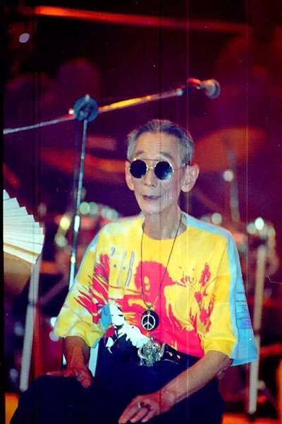 摇滚界老炮儿!相声泰斗马三立旧照颠覆形象-凤凰新闻