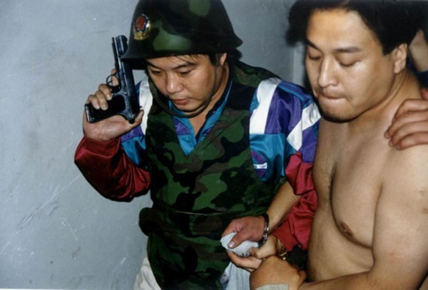 96年北京持枪抢劫运钞车案震惊中央