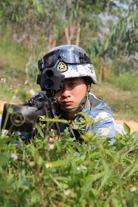 中国登陆步兵的火力支援陆战队10式重狙击手