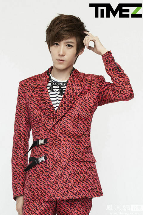 timez最新写真新鲜出炉 绅士西装潮范十足