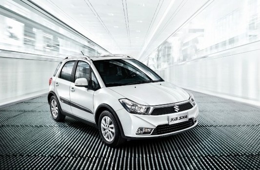 铃木天语sx4酷锐款上市售价858万起