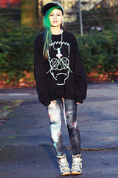 叛逆不羁摇滚风街拍为你音乐节穿衣支招