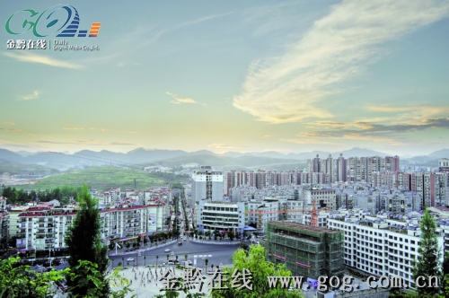 古老新城与现代工业相融共生探访福泉市城镇化与工业化协调发展城工