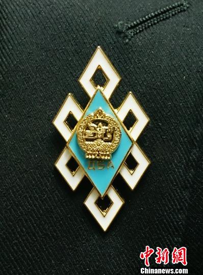 中国一企业家因把蒙古艺术带入中国获蒙方荣誉勋章