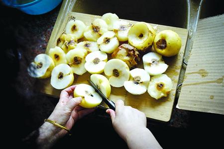 网购"美味七七"24个梨烂了22个|女士|外包装_凤凰资讯