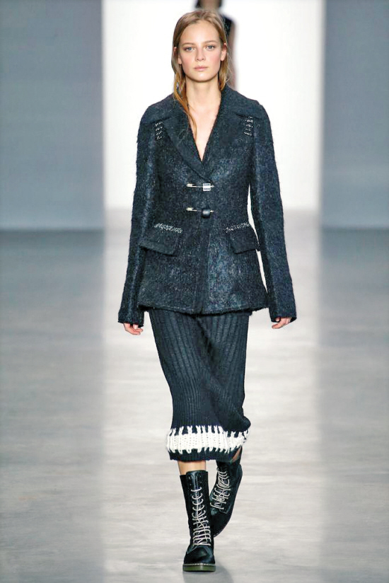 纽约broadway上的urbanoutfitter