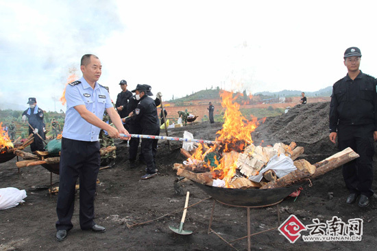 記偵破上萬起案件的雲南臨滄緝毒警察高明|民警|毒品_鳳凰資訊