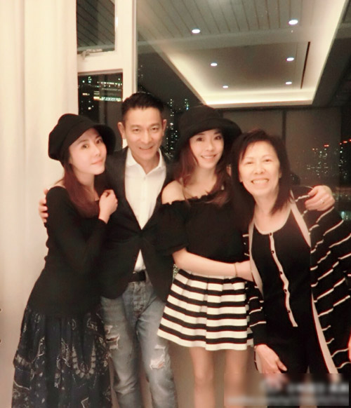 刘德华为恩师戴思聪女儿庆生被赞念旧重情