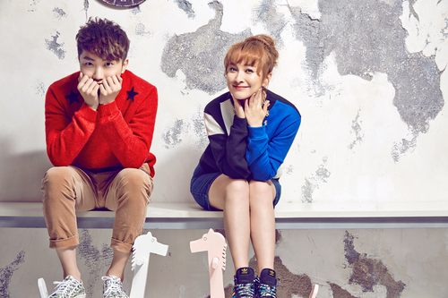 徐良与吴昕展亲密合照曝光 拳击水枪齐上阵