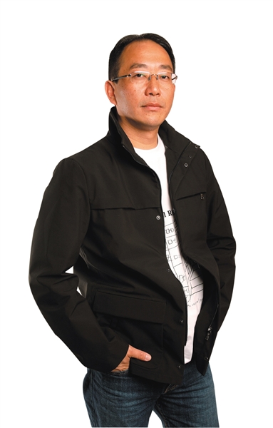 李仁港 成龙不找我拍,我很可能没有机会拍