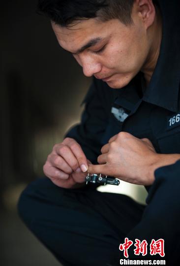 新疆钢针特警艾力夏特康复出院图