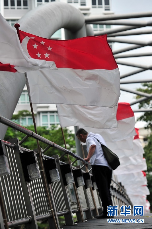 新加坡准备庆祝建国50周年(组图)