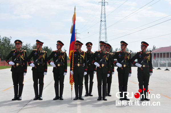 访93大阅兵老挝国家代表队为了祖国的荣耀