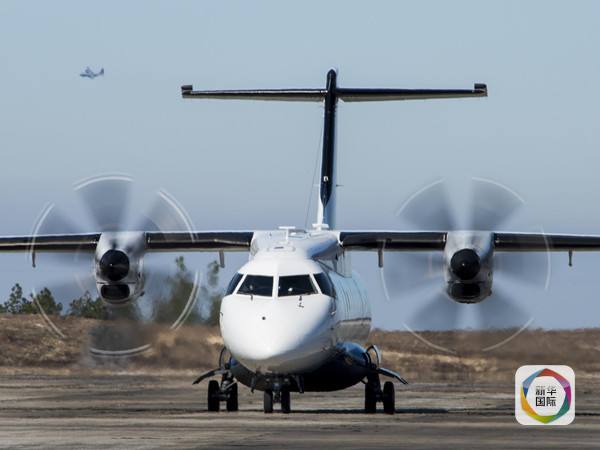 图为"猎狼犬"运输机.