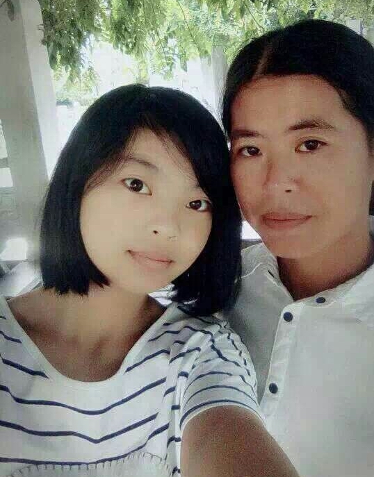 生病前的刘天宇和妈妈合影