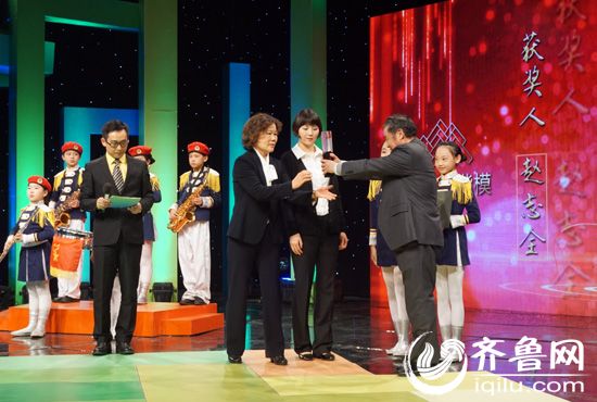 齐鲁时代楷模赵志全:隐瞒病情12年 打造百年药企神话